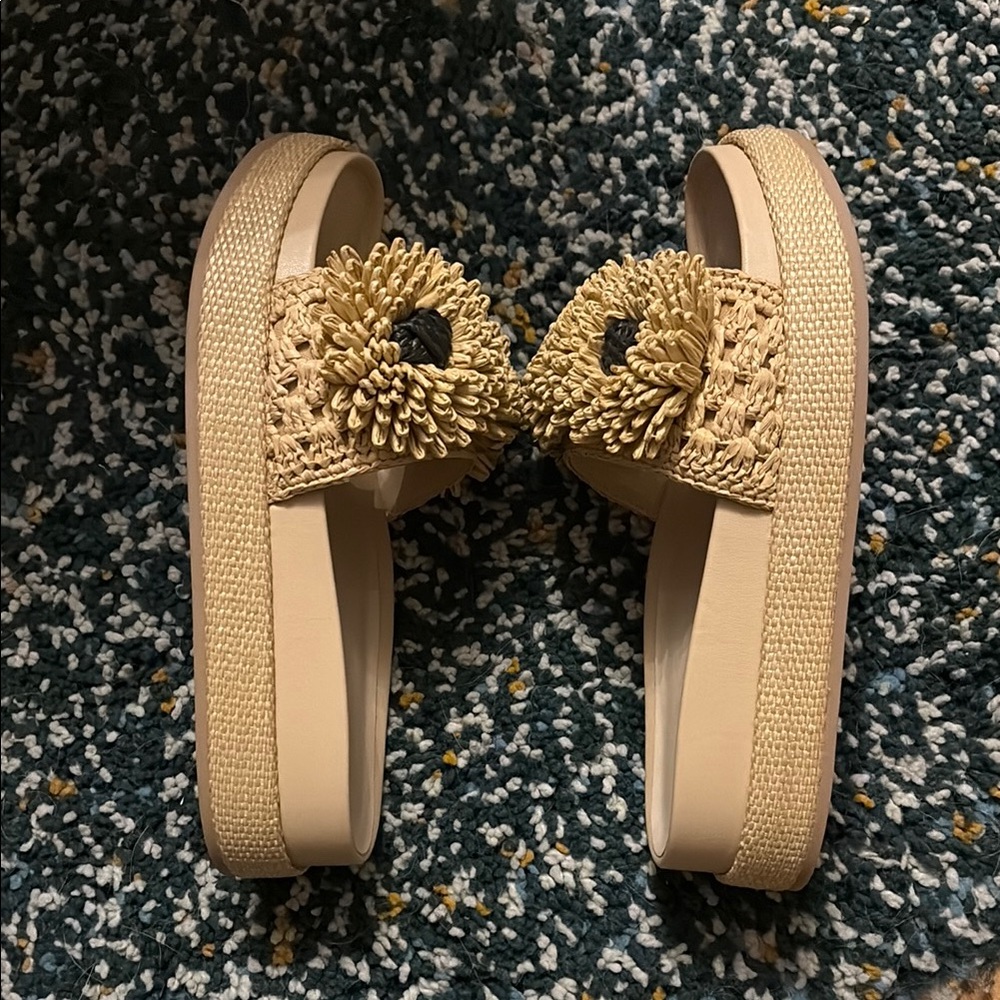Dolce Vita Floral Tan Sandals - Picture 3 of 4